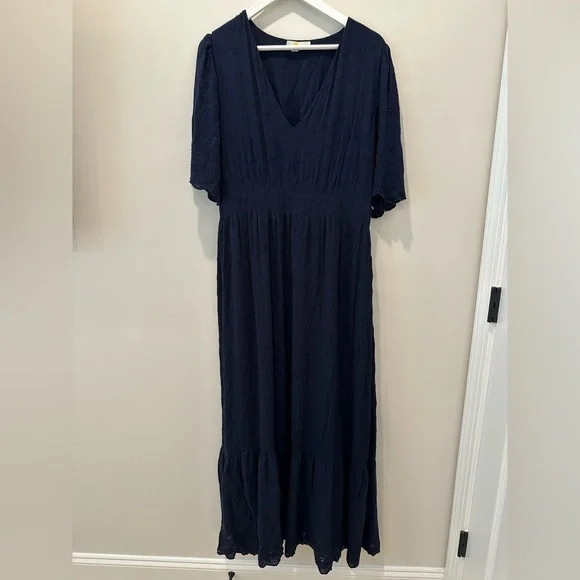Boden Navy Lace Short Sleeve Maxi Dress Broderie Women’s Size 12 V Neck Long - Picture 3 of 16